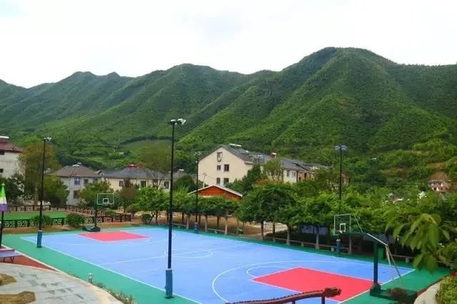 八一易居安吉行,我们在一起!【易居空间装饰】