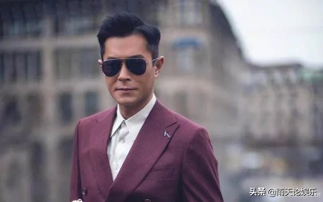 古天乐深夜发文:“我刚刚订婚,晚安”,古天乐和谁订婚了?是宣萱吗?