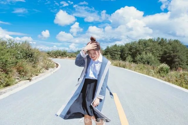 身材肥胖的人如何穿衣服显气质?