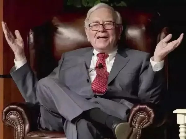 巴菲特卖了比亚迪，狂买西方石油，他此举会把新能源车带“崩”了吗？