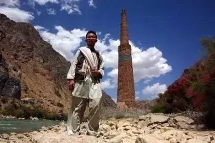 北大考古博士刘拓坠崖身亡，导致这起事故的原因是什么？