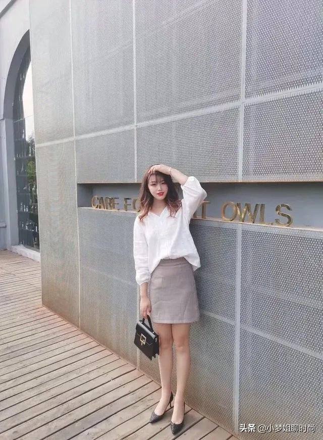 大胸妹怎么穿衣服？