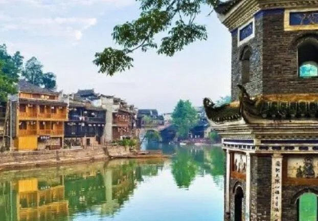 暑假旅游国内必去的十大暑假景点 暑期国内旅游绝佳景点推荐