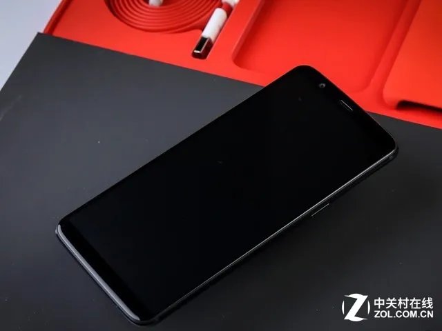 12月这六款新机最值得买 性价比秒苹果X