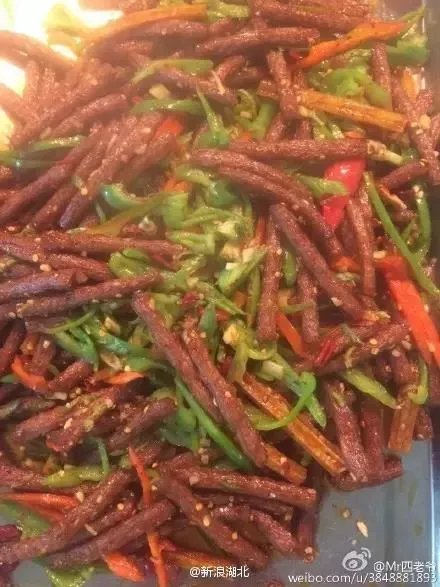 为什么大学食堂会出一些很怪的菜？