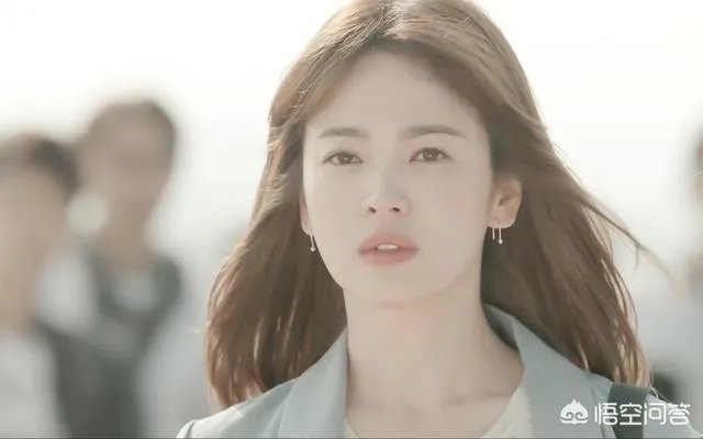 宋慧乔离婚在出现后,大家为什么都说她变得非常憔悴而且眼袋较宽,是怎么回事呢?