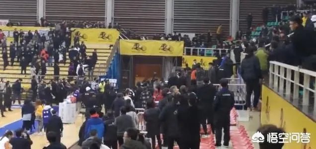 辽宁男篮客场取胜广厦队,赛后球迷再发冲突,你对此怎么看?