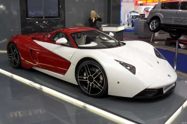 战斗民族的超级跑车,好景不长的Marussia