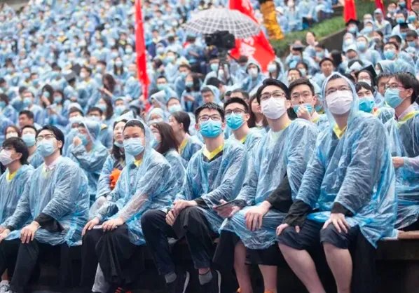 重庆大学校长致辞只说了标题是怎么回事?