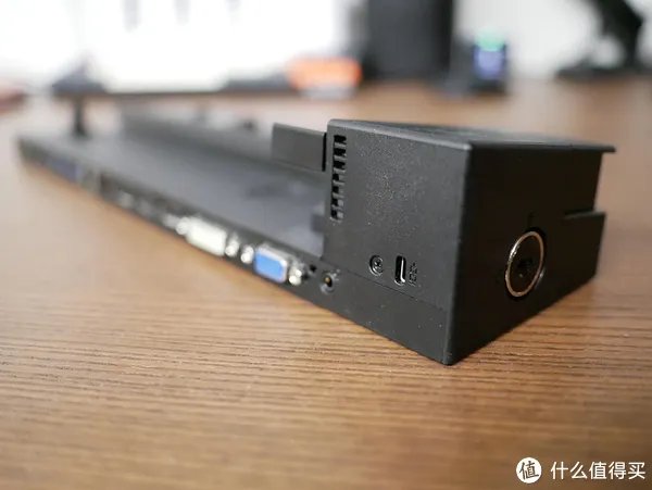 试着捡了一次“垃圾”,Thinkpad拓展坞让我的小黑变身台面主机