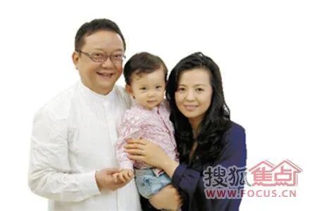 《吐槽大会》唐国强问候王刚孩子可好的时候，王刚为什么是一种奇怪的反应？