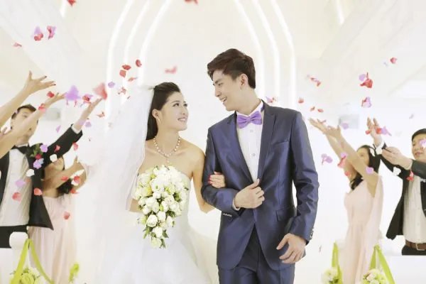 河南未婚女子为何会在5地“被结婚”?