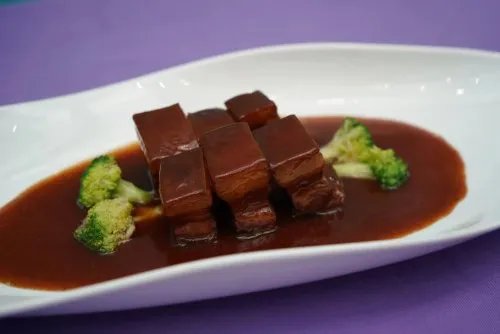 杭州亚运村运动员餐厅菜单出炉 各地美食汇聚很馋人
