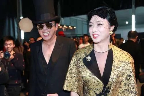 金星被拍成双下巴 毒舌不怕得罪人