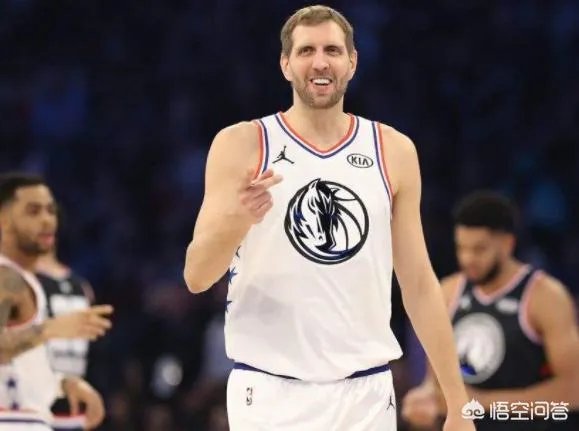 德克调侃客场致敬:如果再打一年这得再来一遍!诺维斯基有可能再战一年吗?
