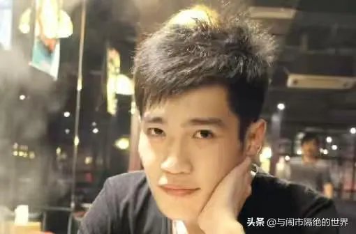 可否选出你心目中的dota历史上五位全明星选手组队?