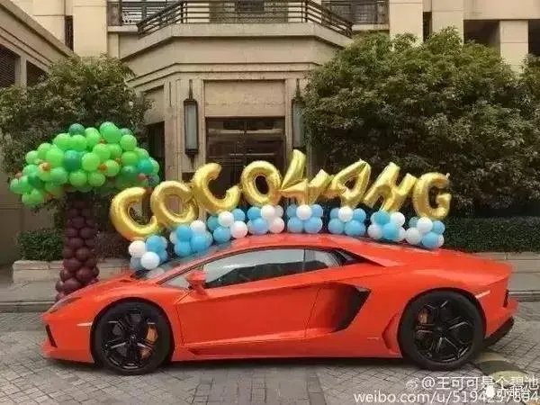 王思聪频繁约会网红，他的初恋是谁？