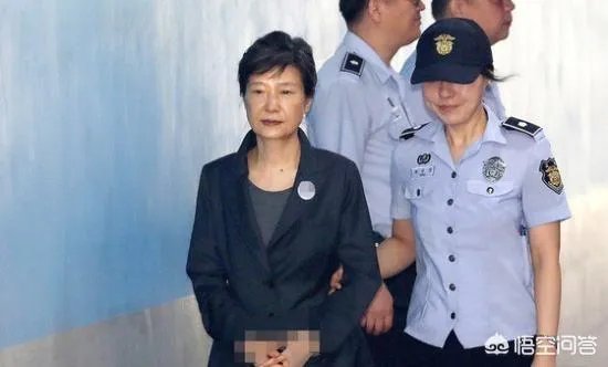 在监狱的第二个春节，朴槿惠过得不舒心吗？为什么？