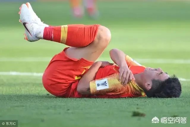 里皮直言:武磊不会出战与韩国队的比赛,但是肯定会踢淘汰赛。你认为他该带伤坚持吗?