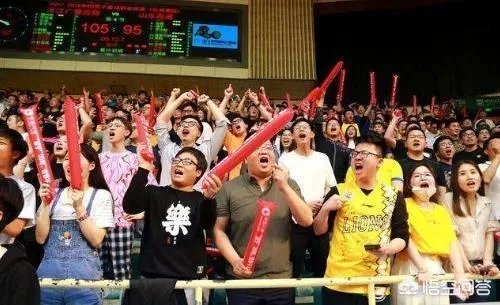 总决赛与浙江广厦的比赛,辽宁球迷的表现怎么样?