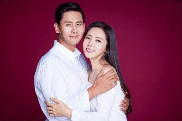 秋瓷炫在《木府风云》中饰演哪个角色？