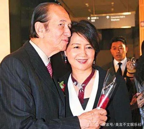 徐子淇、蒋丽莎连剖4胎，她为何会连剖5胎？