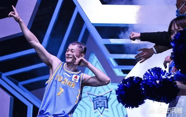 郭昊文和汤杰都宣布参加NBA选秀,大家怎么看?