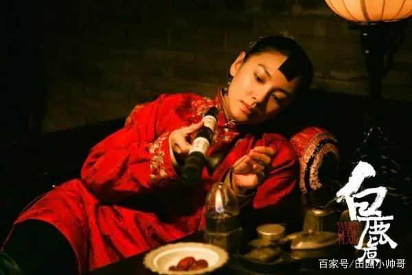 在看了《乘风破浪的姐姐》这个节目后，你觉得张雨绮是一个怎样的人？