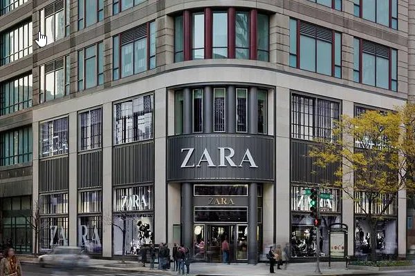 zara属于什么档次的牌子啊。。