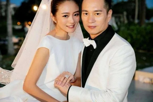 安以轩结婚了吗?跟她老公是怎么认识的呢?