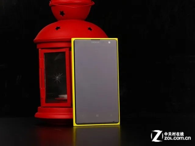 4.5英寸屏幕 诺基亚Lumia 1020报价1472