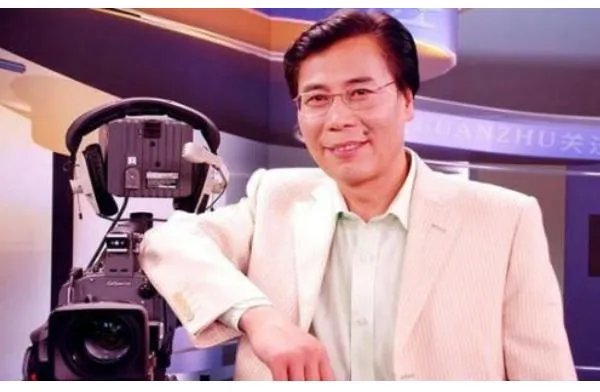 岳云鹏的搭档孙越的师父是谁？