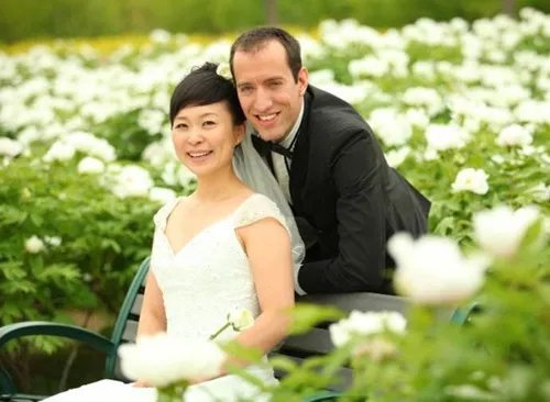 结婚纪念照片欣赏 老夫妻如何拍结婚纪念照
