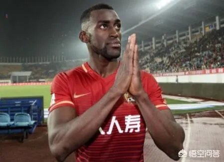 传J马解约后自由身转会苏宁,名记称苏宁辟谣与恒大的交易,对此你怎么看?