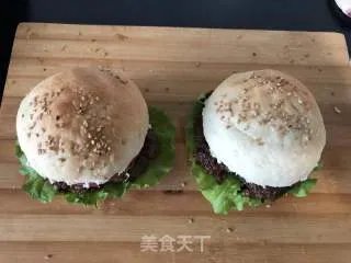 牛肉汉堡