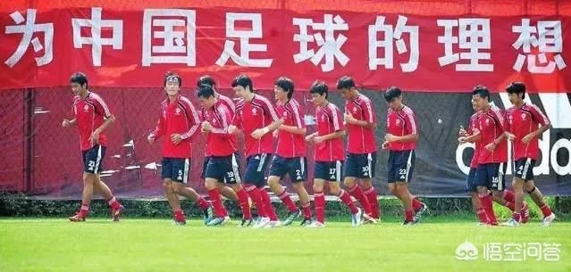 里皮直言:武磊不会出战与韩国队的比赛,但是肯定会踢淘汰赛。你认为他该带伤坚持吗?