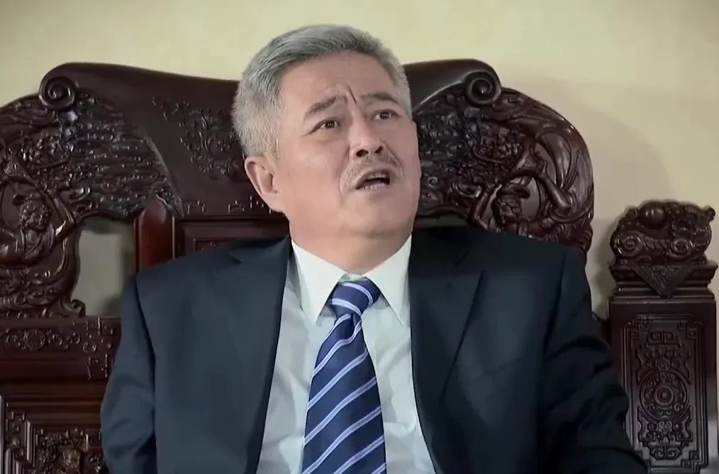 赵本山允许自己的徒弟们直播捞金，为何郭德纲不允许？