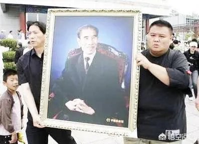 岳云鹏的搭档孙越的师父是谁？
