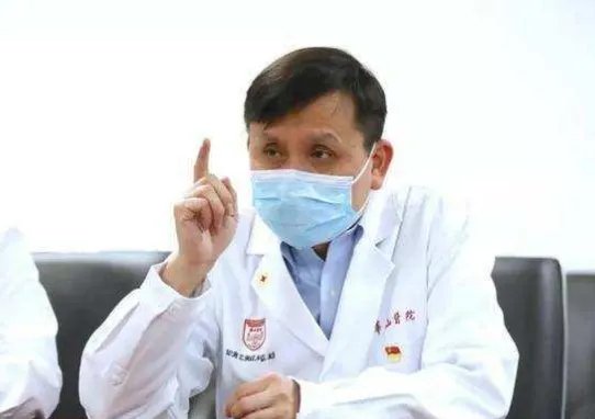 张文宏谈四点是否需要接种第四针疫苗，他都说了什么？哪些信息值得关注？