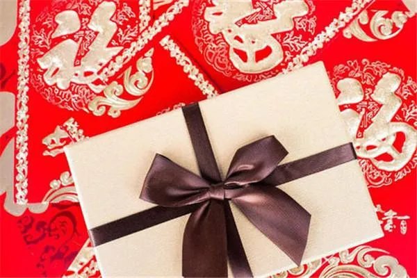 为什么人们要把新年的第一天称作元旦?