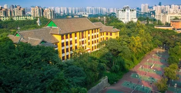 重庆大学校长致辞只说了标题是怎么回事?
