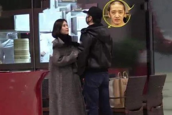 多次写歌表白妻子，如今却被曝婚内出轨，歌手郝云是什么情况？