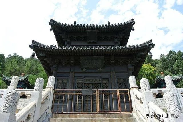 历史上的武当山金顶究竟是什么做的?有什么来历?