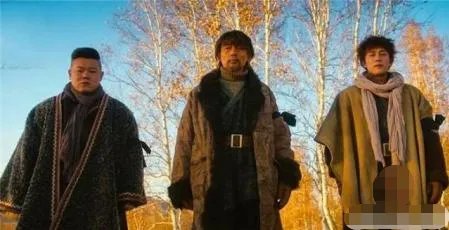 葛优新剧《断片》,装疯卖傻的味道,不如《私人订制》接地气吗?