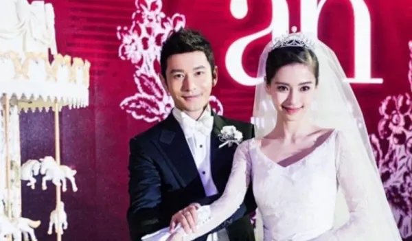 黄晓明杨颖从旷世婚礼到离婚期间经历了什么?
