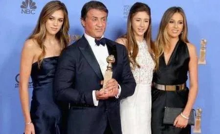 为什么说“史泰龙三个女儿打不过泰森一个女儿？