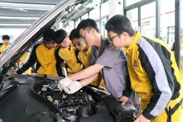 全国最好的汽修学校有几家？