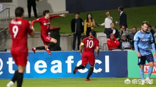 三度落后,三度扳平!上海上港客场3:3艰难逼平悉尼FC,如何评价球队本场的表现?