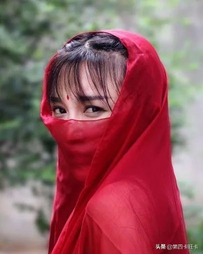 李子柒怎么盈利？