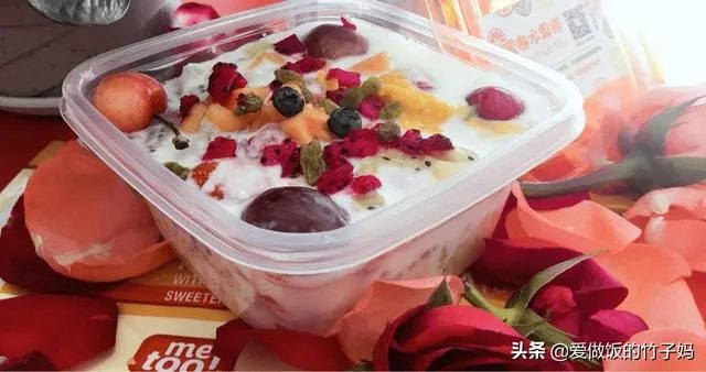 一个人摆摊做甜品什么甜品好做?